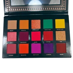 ACE BEAUTE Nostalgia 15 Color Eyeshadow Palette